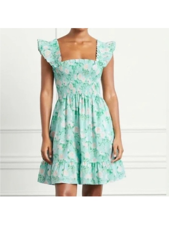 Hill House Dresses & Skirts - Hill house the Nap floral dress